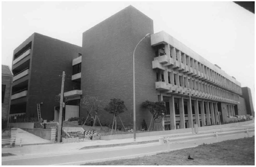 1983(昭和58)年2月 庁舎完成