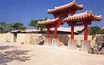 久米(くめ)大門